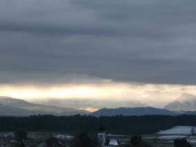 und etwas spter spektakulrer Wolkenaufriss